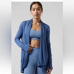 NWT Athleta Pranayama Wrap Chrome Blue Medium